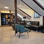 Renovated Skorin
