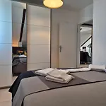 Renovated Skorin Apartamento