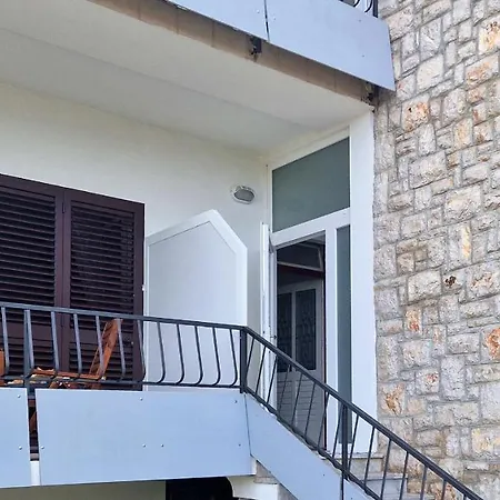 Renovated Skorin Apartment