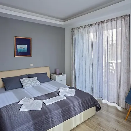 Renovated Skorin Apartment