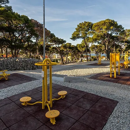 Renovated Skorin Apartament