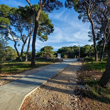 Apartament Renovated Skorin