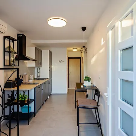 Appartement Renovated Skorin