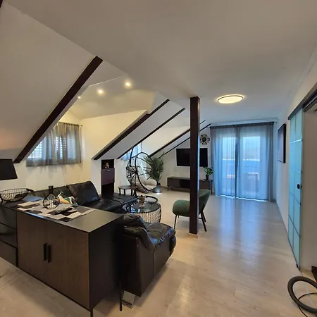 Apartment Renovated Skorin Rogoznica (Sibenik-Knin)
