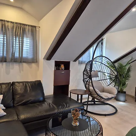 Renovated Skorin * Rogoznica (Sibenik-Knin)