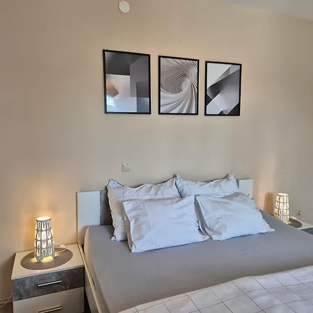 Apartment Renovated Skorin