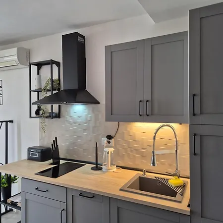 Renovated Skorin * Rogoznica (Sibenik-Knin)