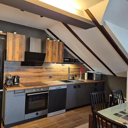 Renovated Skorin Apartment Rogoznica (Sibenik-Knin)