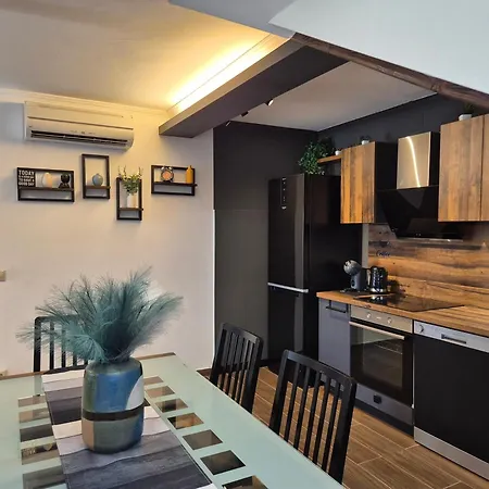 Renovated Skorin * Rogoznica (Sibenik-Knin)