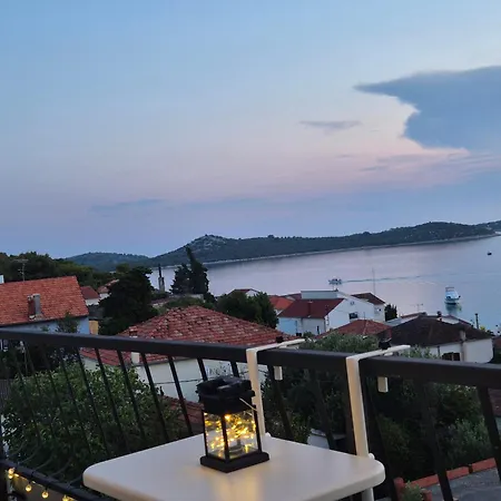 Apartament Renovated Skorin *