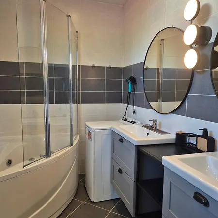 Apartment Renovated Skorin *