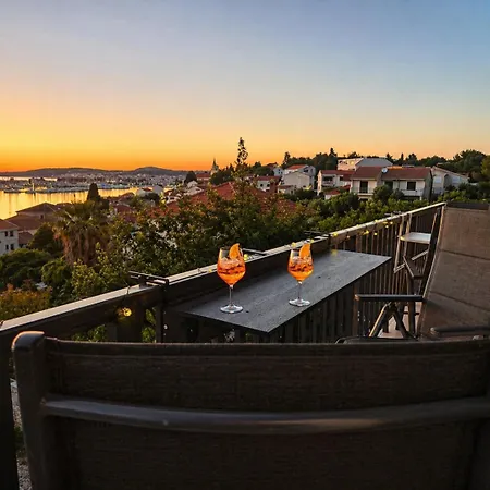 Apartment Renovated Skorin Rogoznica (Sibenik-Knin)