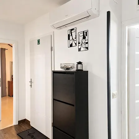 Renovated Skorin * Rogoznica