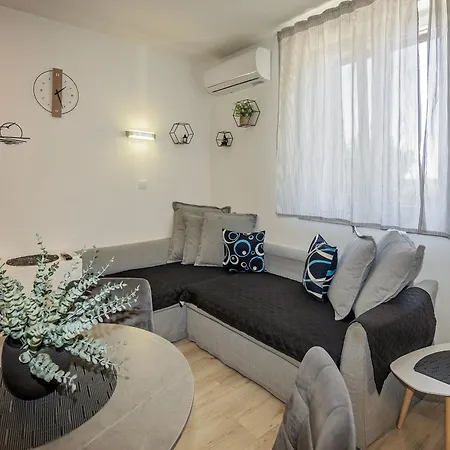 Apartment Renovated Skorin