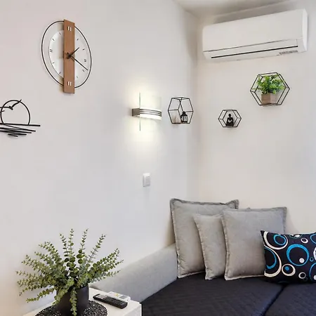 Daire Renovated Skorin Rogoznica (Sibenik-Knin)