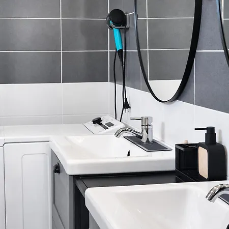 Renovated Skorin Daire