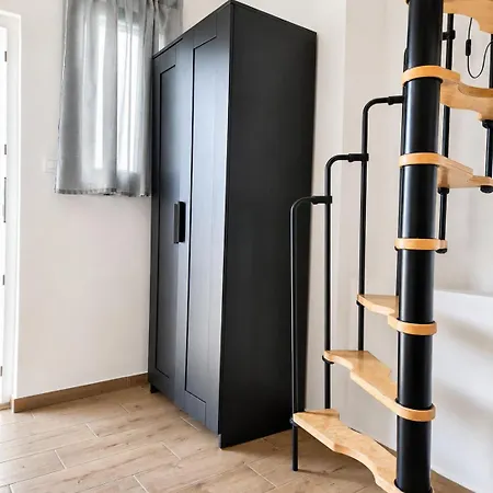 Renovated Skorin Daire