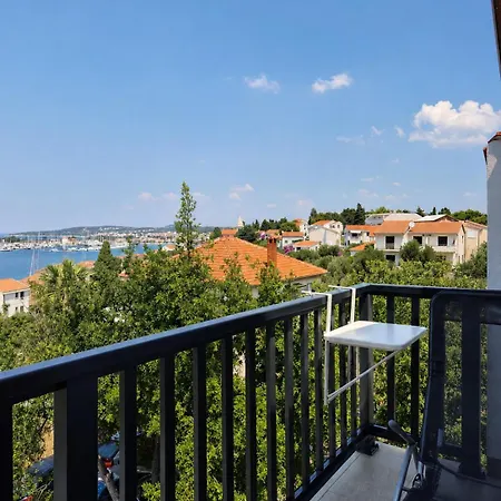 Renovated Skorin * Rogoznica (Sibenik-Knin)