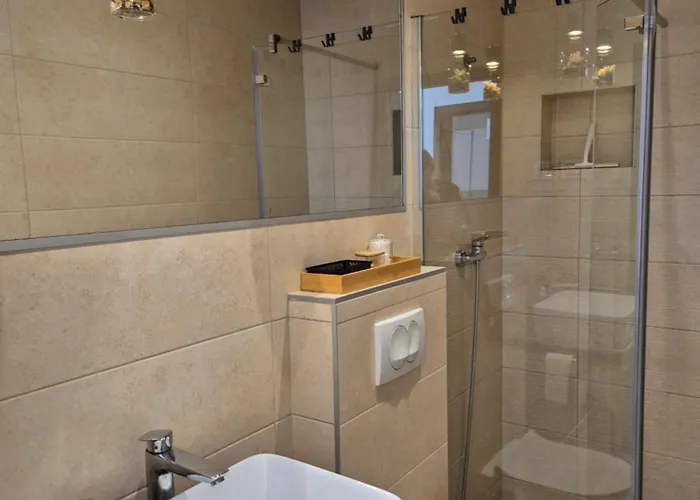 Renovated Skorin Apartment