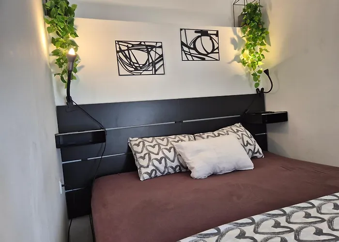 Apartment Renovated Skorin Rogoznica (Sibenik-Knin)