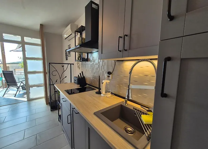 Apartment Renovated Skorin