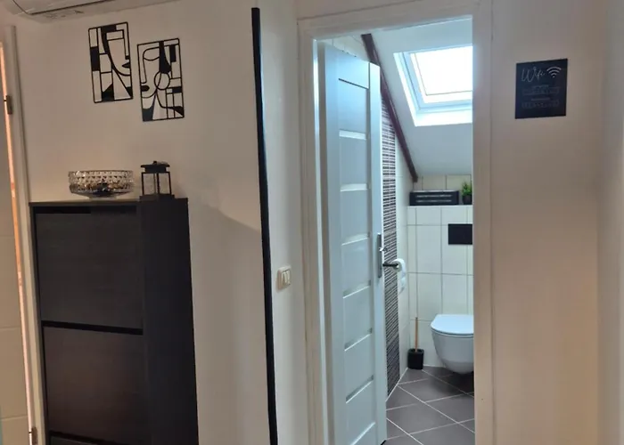 Renovated Skorin Apartment